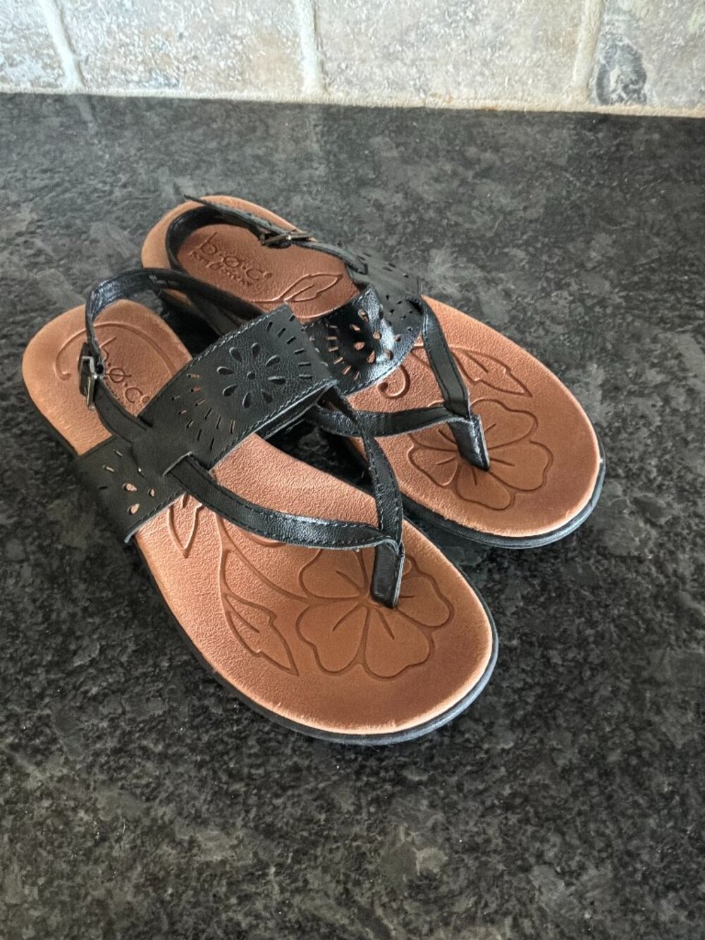 B.O.C. Clearwater flat sandals featuring Black floral cutout  details size 8